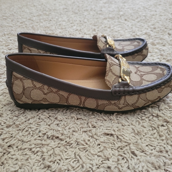Coach Signature Olive Loafers - Picture 5 of 7